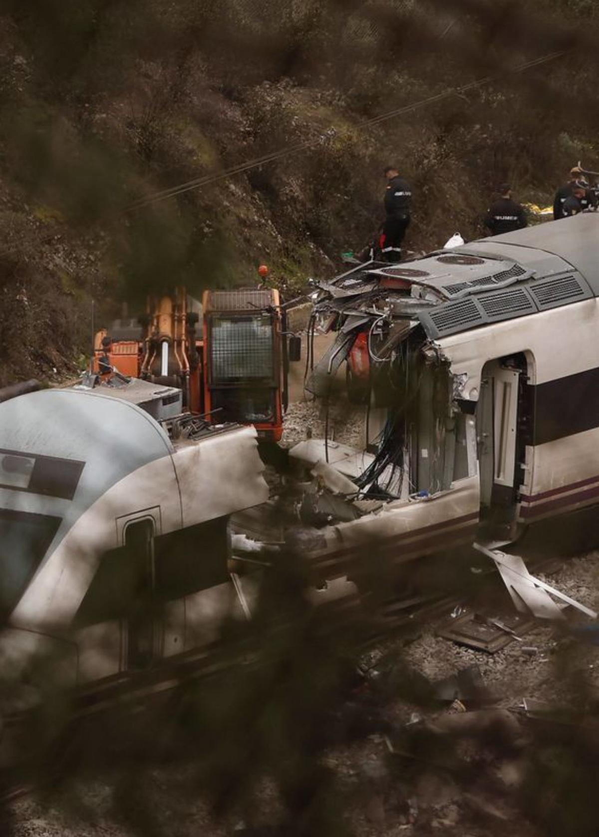 L’ajuda sanitària  va arribar a l’Alvia tres quarts d’hora després del xoc