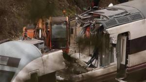 L’ajuda sanitària  va arribar a l’Alvia tres quarts d’hora després del xoc