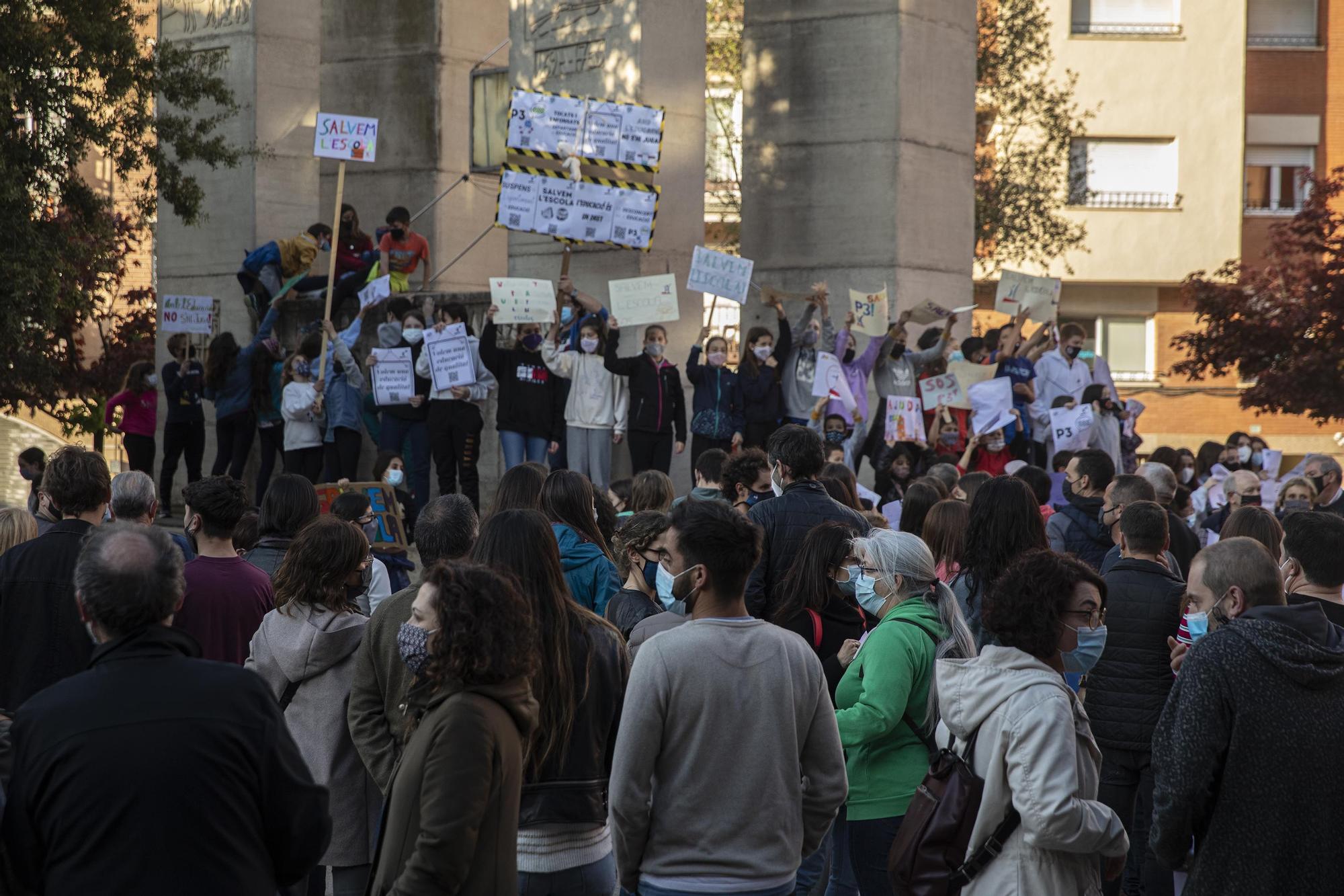 Mobilització a Sant Hilari per defensar la viabilitat de l'escola Sant Josep