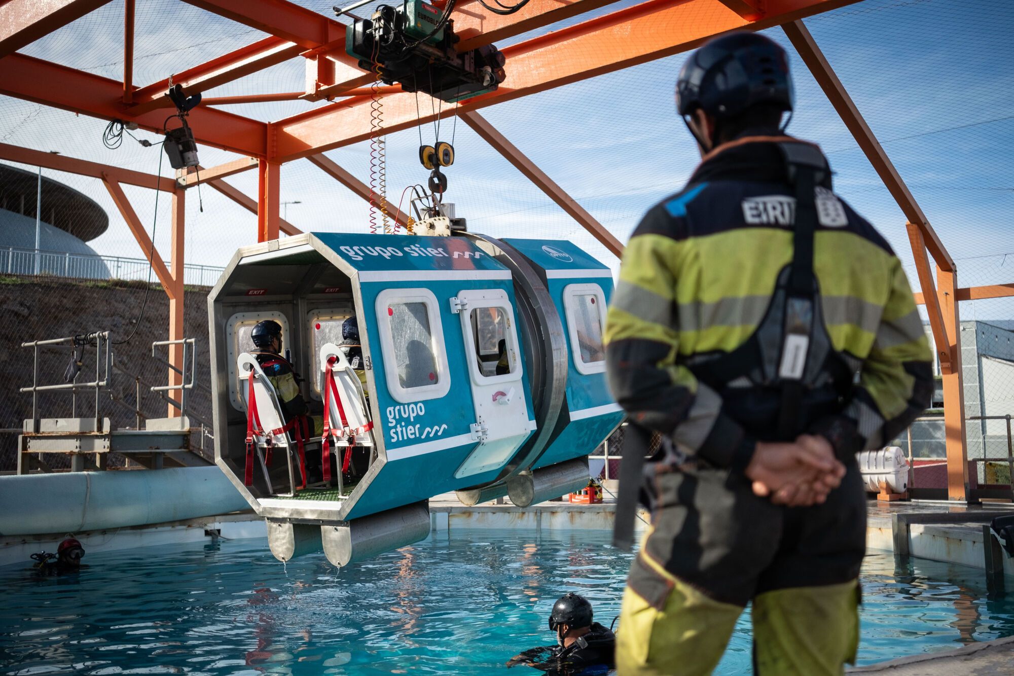 Curso de formación del EIRIF en amerizajes de helicópteros