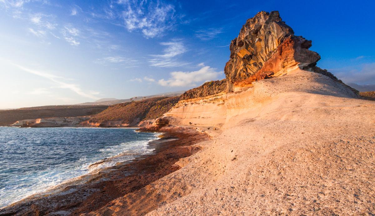 Costa de Adeje (camino de playa Diego Hernández a La Caleta).