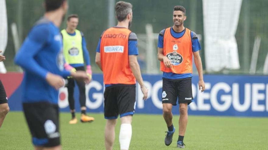 Juan Domínguez, durante un entrenamiento en la ciudad deportiva.