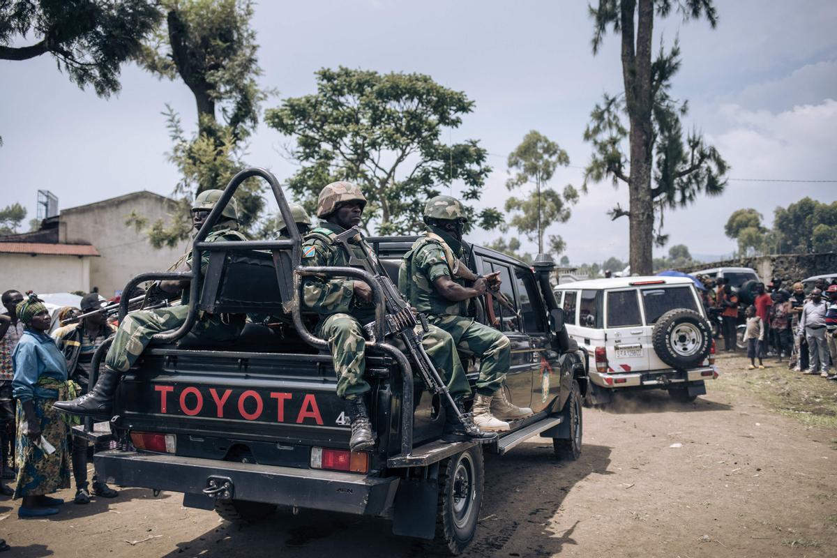 Desplazados a causa de los enfrentamientos cerca de Goma, en el Congo. En casi seis meses de enfrentamientos, más de 300.000 personas han huido de sus hogares.