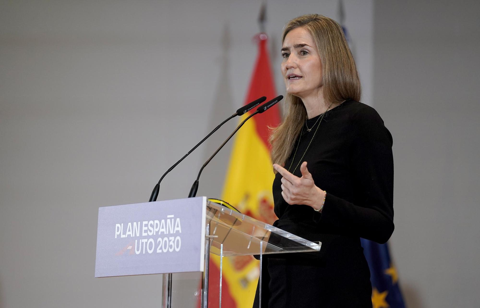 El presidente del Gobierno, Pedro Sánchez, durante el acto de presentación del Plan España Auto 2030, en el Ministerio de Industria y Turismo, en Madrid. En el acto intervendrán también la vicepresidenta tercera y ministra para la Transición Ecológica y el Reto Demográfico, Sara Aagesen, y el ministro de Industria y Turismo, Jordi Hereu y Josep Maria Recasens, presidente de la ANFAC.