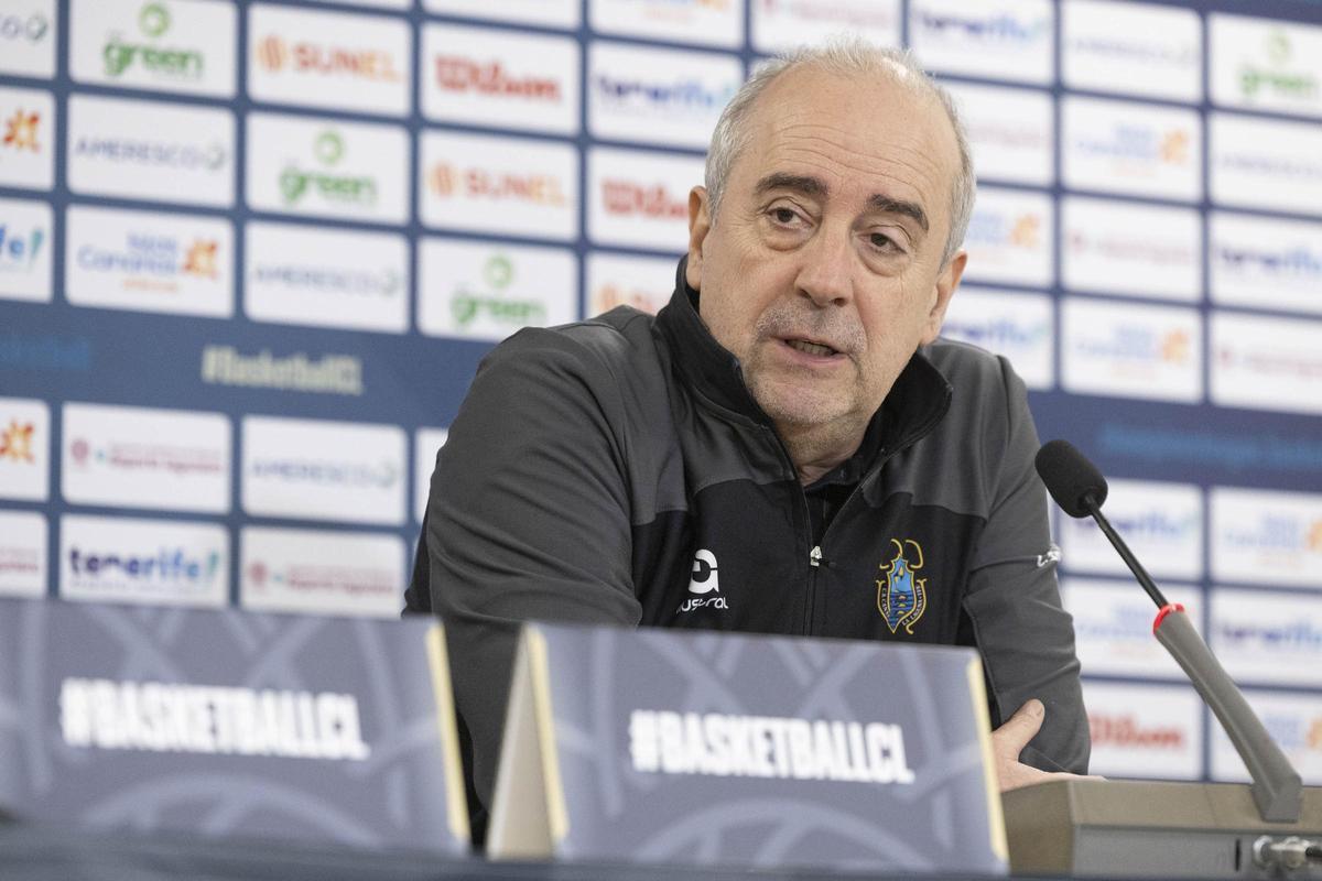 Vidorreta, durante la rueda de prensa de este martes previa al derbi canario.