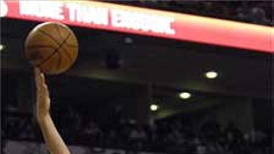 Calderón disminuye la desventaja de los Raptors en la NBA