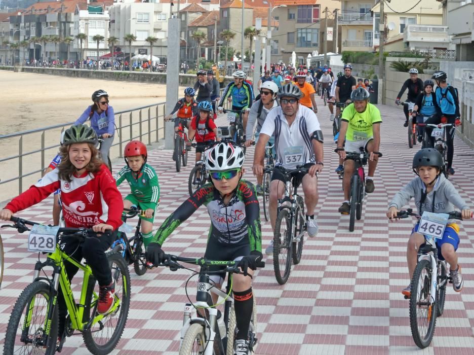 Más de 300 ciclistas ruedan por Nigrán