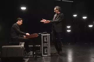 Hasta Rocinante tiene algo que decir en el ‘Quijote’ que se estrena en el Teatro del Mercado: "La cordura está en franca minoría"