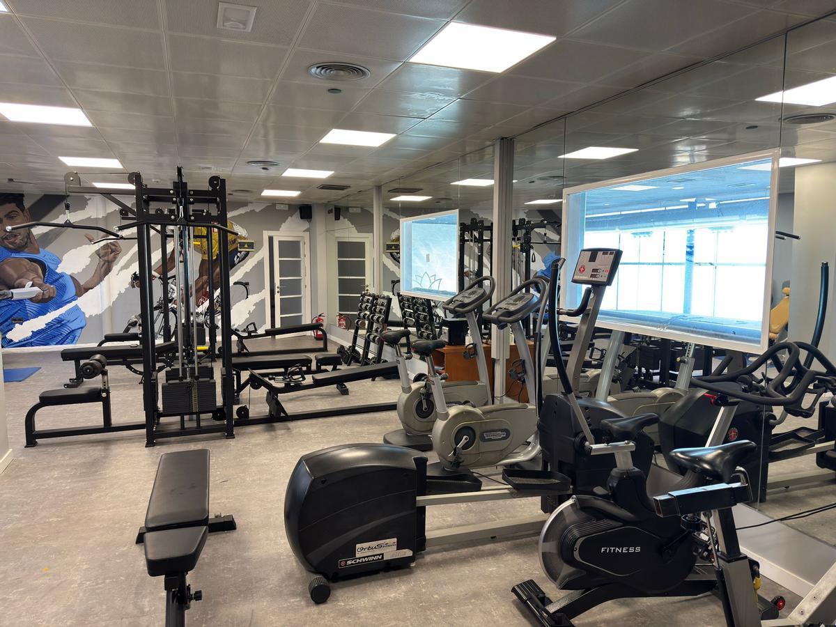 Nuevo gimnasio completamente equipado y una zona especializada para ciclistas