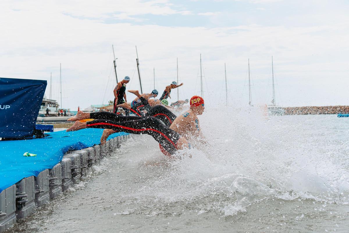 Imágenes de la Copa del Mundo de Aguas abiertas en Santa Eulària