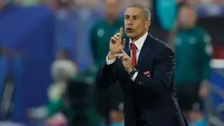 Sylvinho renueva como seleccionador de Albania