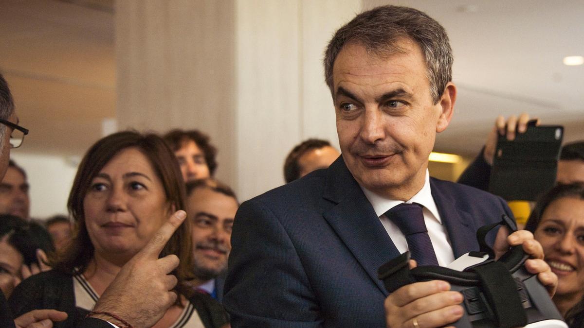Zapatero y Armengol, durante el Smart Island World Congress celebrado en Calvià en abril de 2017.