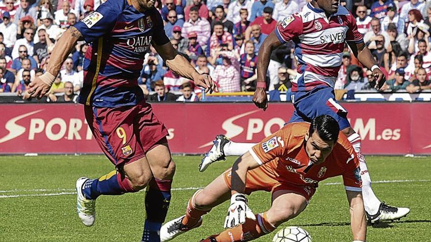 Luis Suárez remata esta Liga