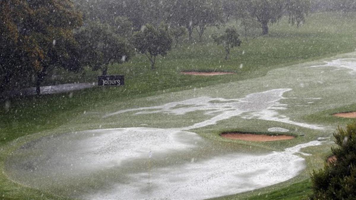 Las tormentas de lluvia y hielo impidieron finalizar el domingo el torneo