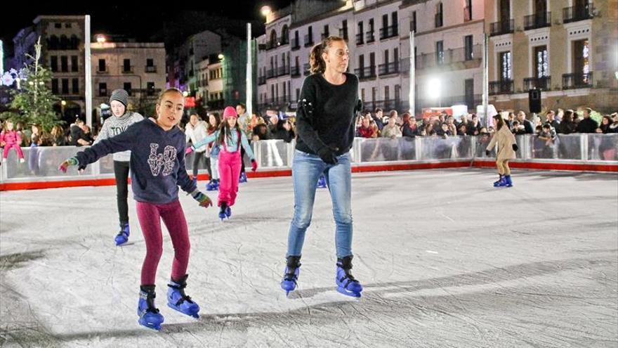 El ayuntamiento no autoriza la pista de hielo en la plaza Mayor