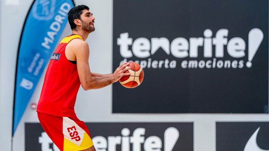 Santi Aldama llega de la NBA con hambre: &quot;Aquí tengo que tener más balón en las manos&quot;