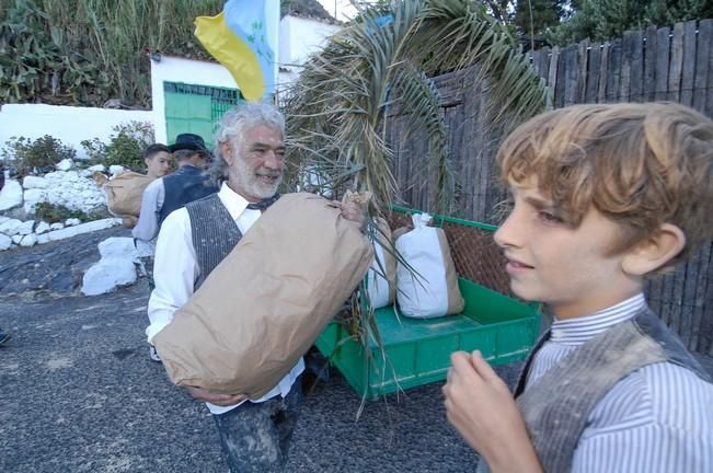 BAJADA DEL GOFIO Y DEL AGUA 2016 AGUIMES