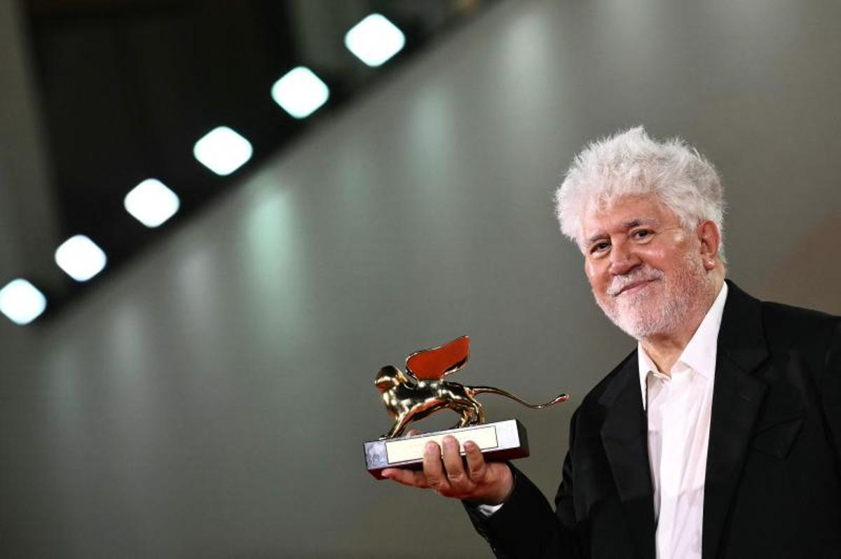 Pedro Almodóvar gana el León de Oro en Venecia