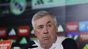 Carlo Ancelotti, entrenador del Real Madrid, durante la rueda de prensa.