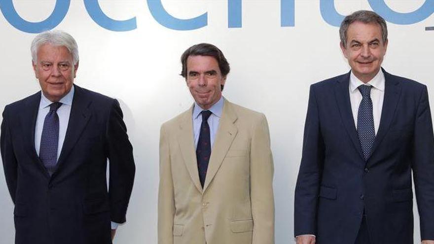 González, Aznar y Zapatero hacen frente común contra el referéndum de Cataluña