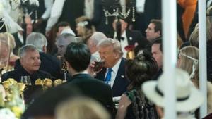 Trump celebra una luxosa festa de Halloween