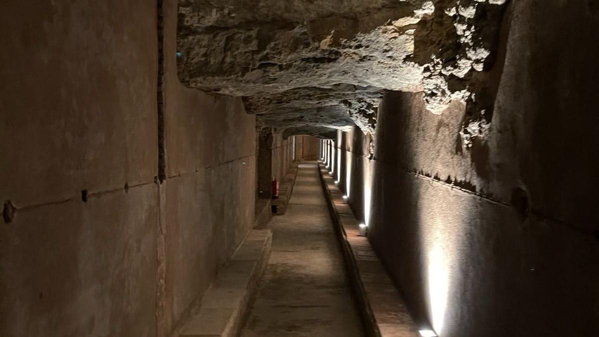 Aspecto del interior del refugio de Massarrojos.