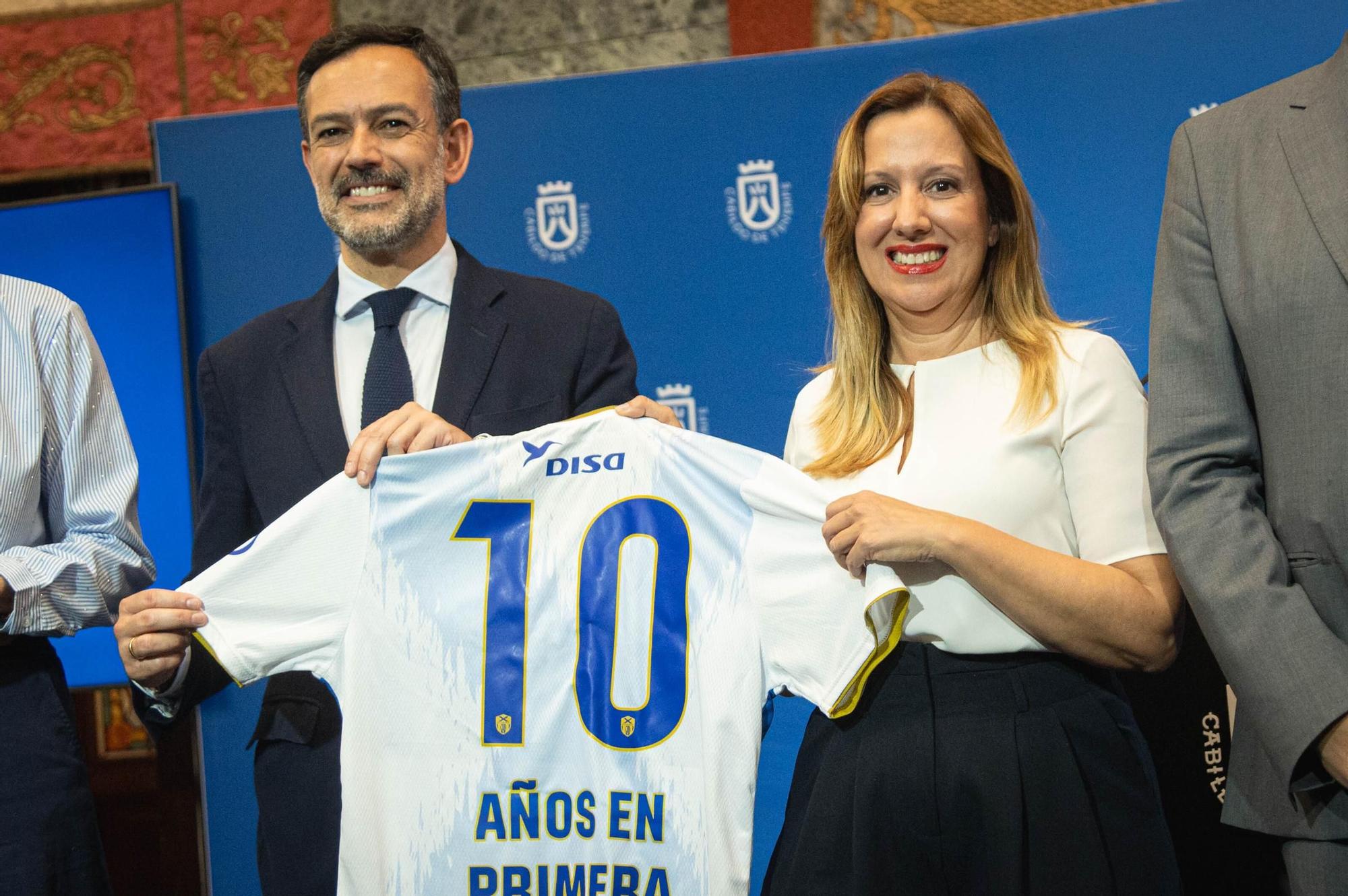 Acto de reconocimiento al Costa Adeje Tenerife
