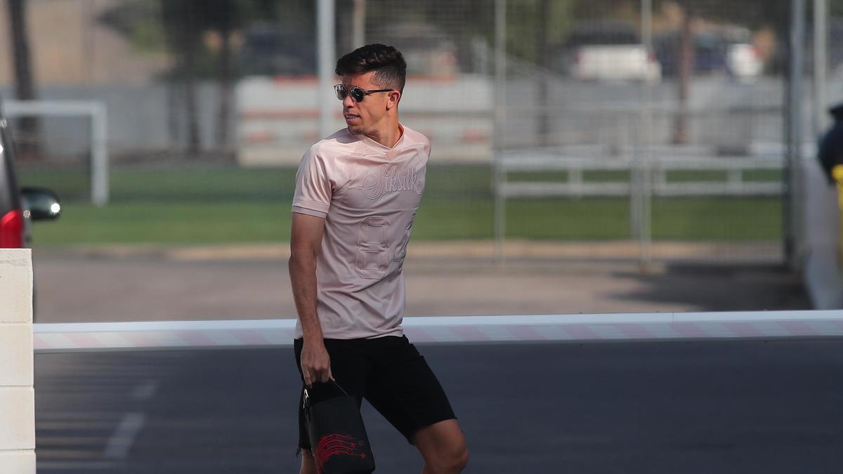 Gabriel Paulista, a su llegada a la Ciudad Deportiva de Paterna.