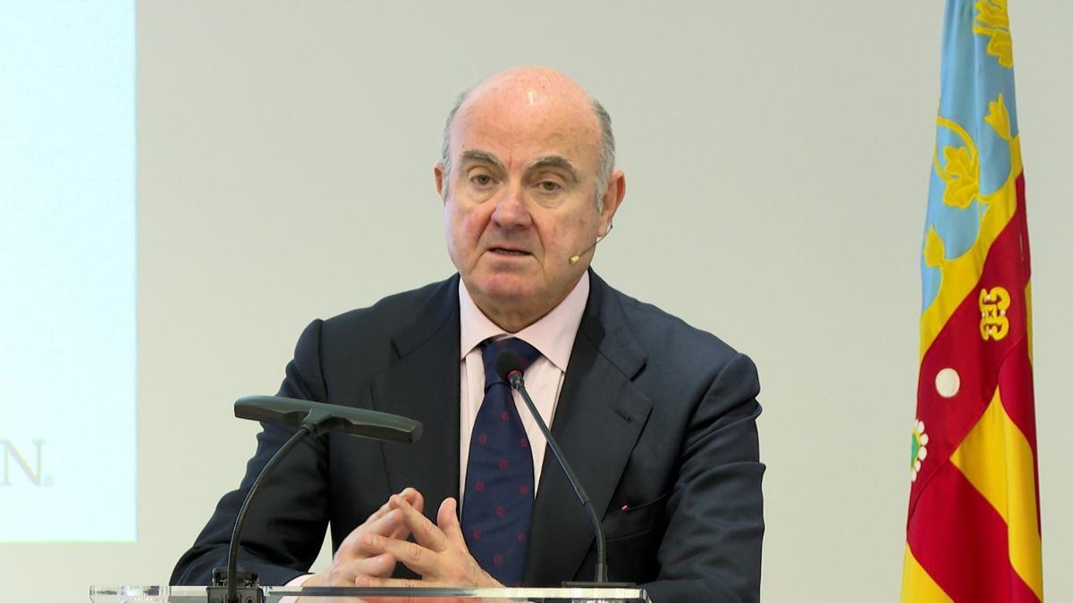 De Guindos, este jueves, en València.