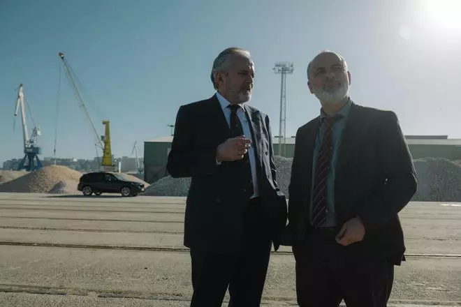 Imágenes de 'Ardora' en distintos lugares de A Coruña como el puerto o la playa de Matadero