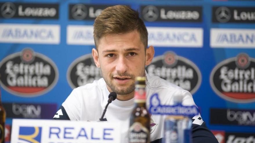 Fede Cartabia, ayer en una rueda de prensa.