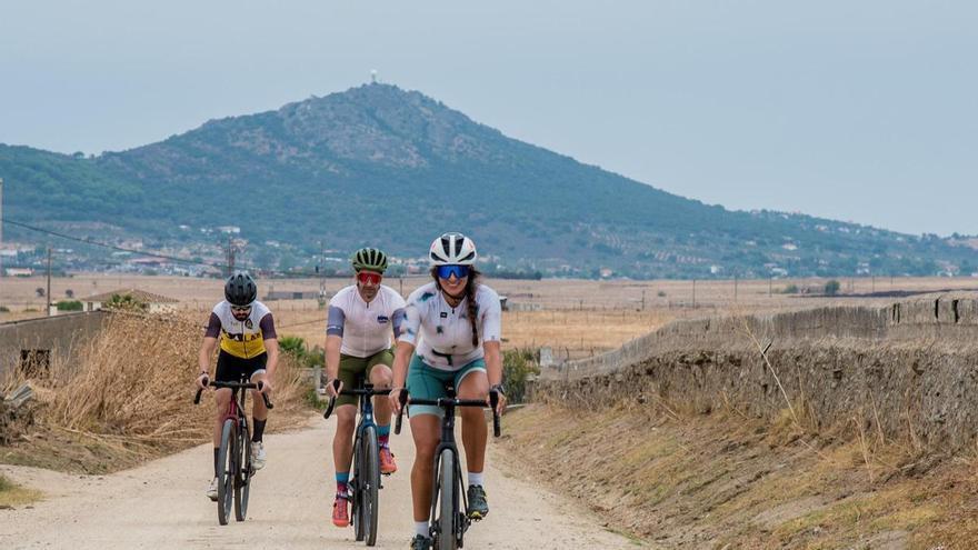 ¿Qué es el Ciclismo Gravel? Cáceres te lo enseña este doming