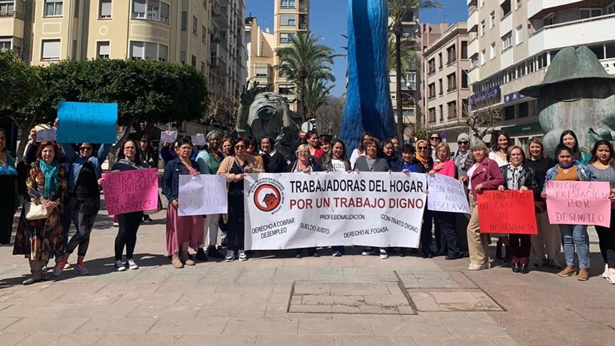 La Plataforma por la Igualdad de Derechos de las Personas Trabajadoras del Hogar de Castellón, este miércoles.