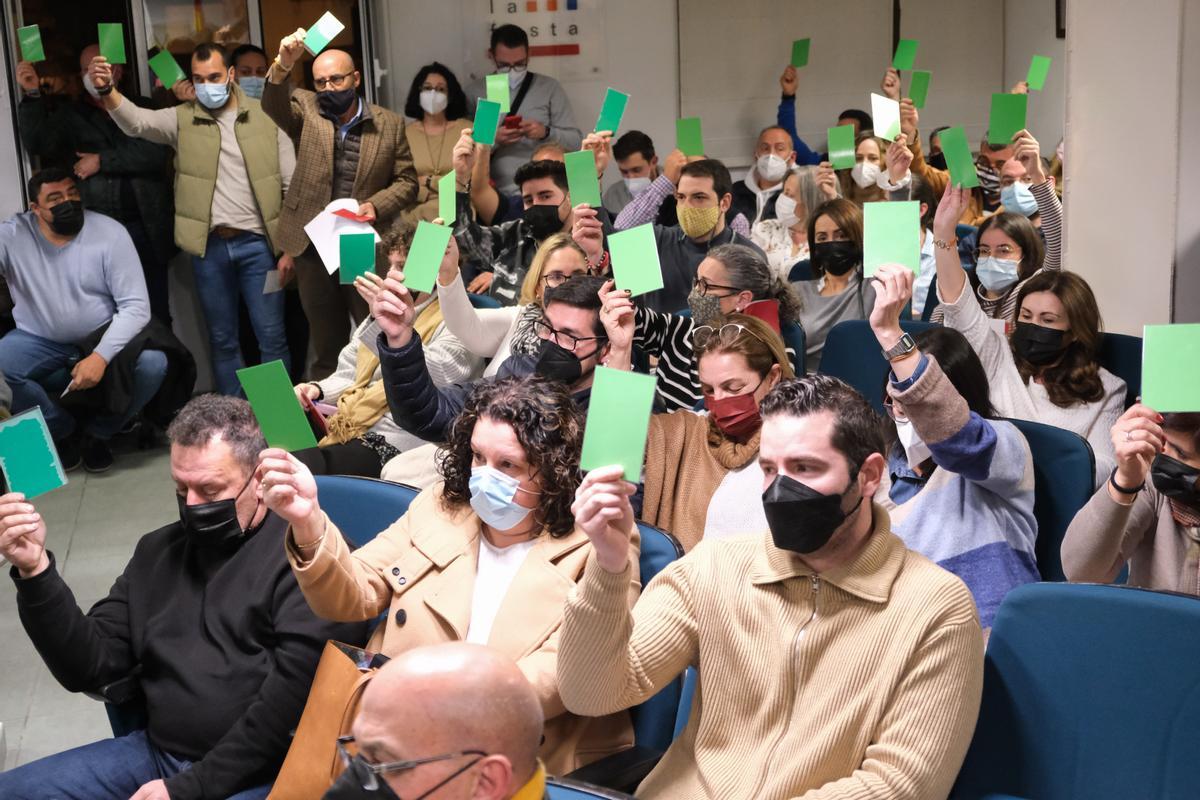 Las Hogueras avalan por amplia mayoría que la elección de la Bellea del Foc se adelante a noviembre Las Hogueras avalan por amplia mayoría que la elección de la Bellea del Foc se adelante a noviembre