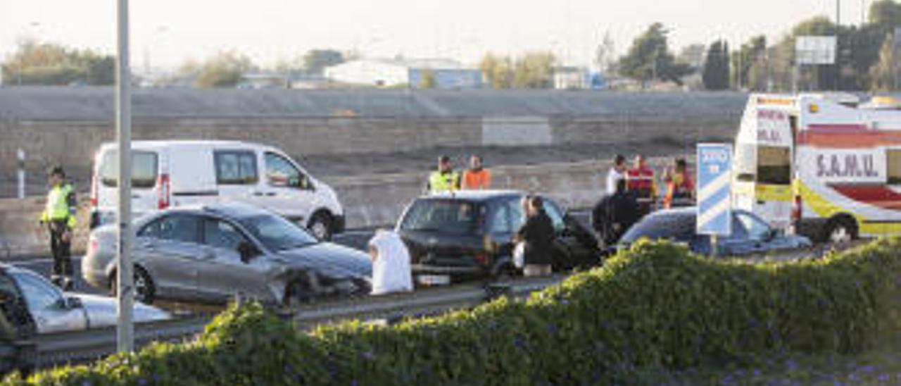 Catorce personas han muerto este año en las carreteras cuando se dirigían a su trabajo.