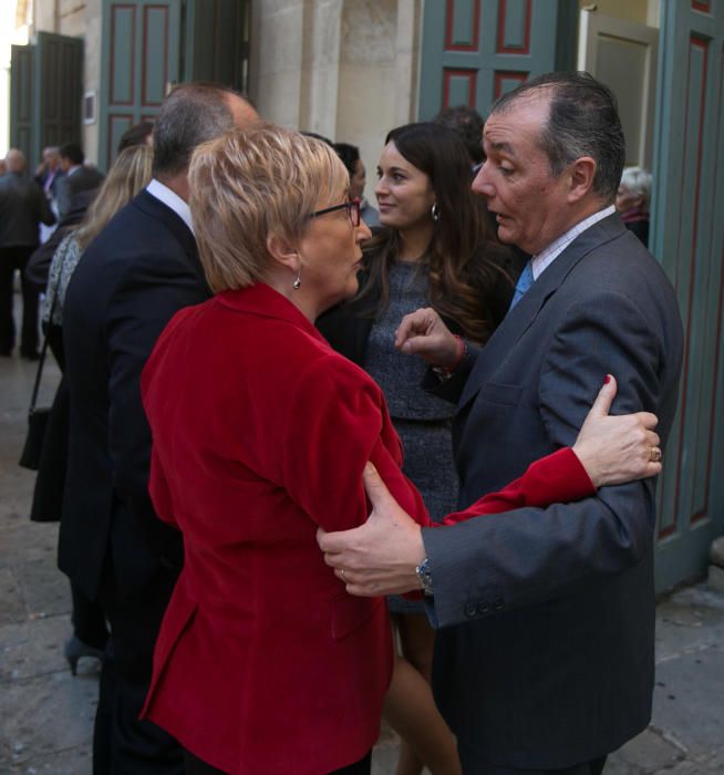 La Generalitat en pleno celebra en Alicante las cuatro décadas de la Carta Magna con un acto institucional en el Teatro Principal que llega en medio de los ataques al modelo territorial y de la alerta ultra.