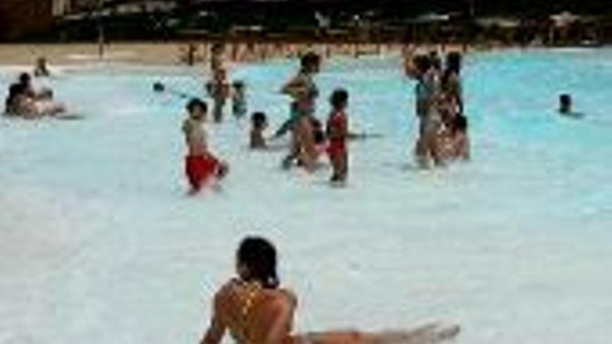 La ola de calor lleva a Sanidad a activar la alerta en Badajoz