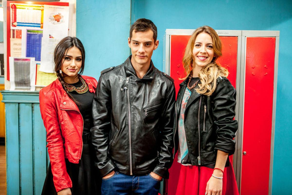 Renata Notni, Joel Bosquet i Andrea de Pablos, en la sèrie ’Yo quisiera’.