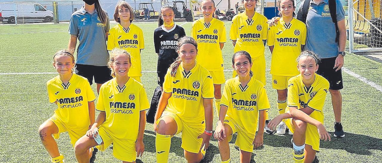 Alevín G 8 El joven equipo amarillo femenino planta cara y brilla a un gran nivel en su estreno en una liga masculina