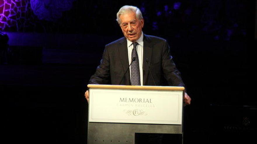 Mario Vargas Llosa durant la seva intervenció.