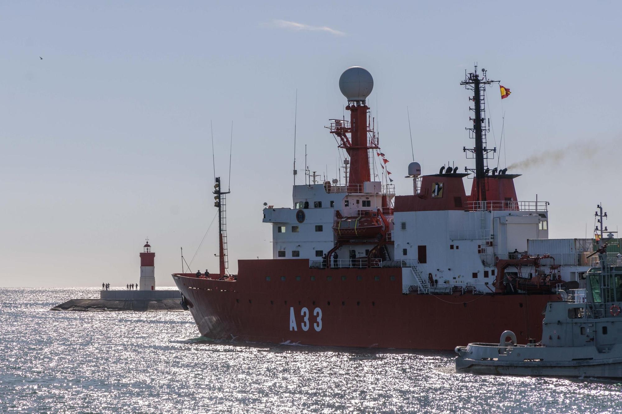 Las imágenes de la despedida del buque Hespérides en Cartagena