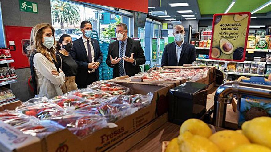 La cadena canaria HiperDino inaugura un supermercado en el municipio lagunero