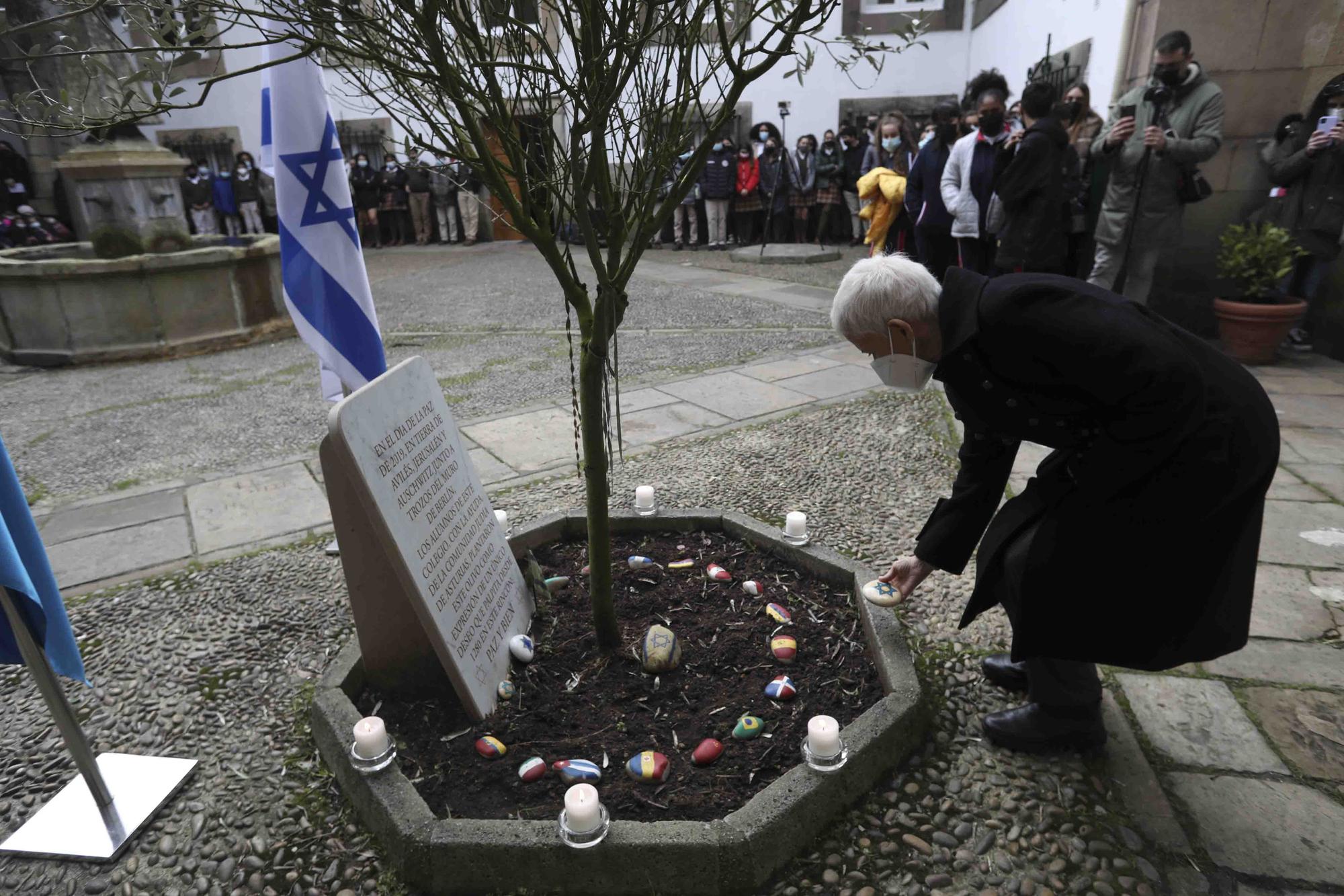 Homenaje en Avilés a las víctimas del Holocausto