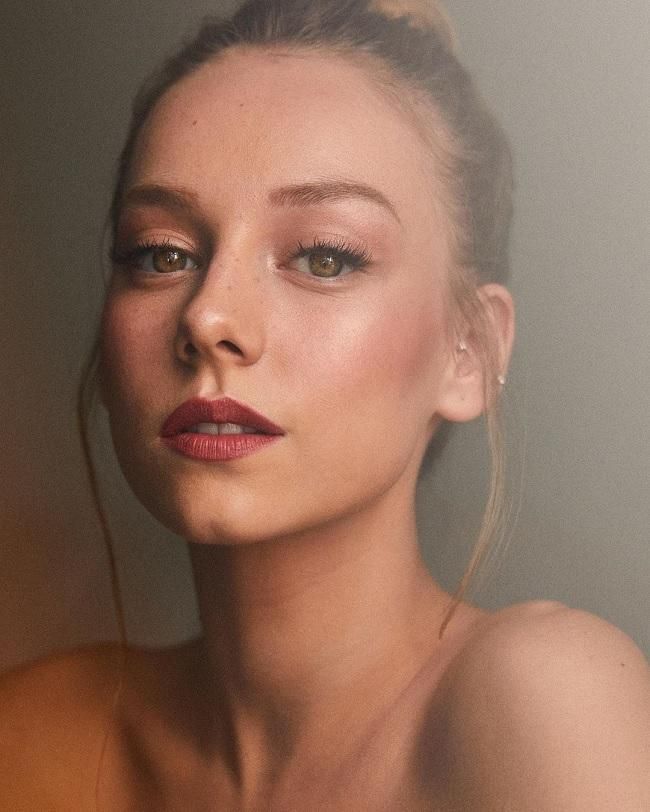 Ester Expósito