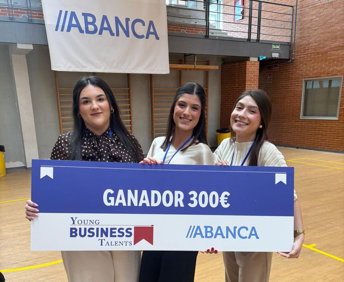 Fátima Jiménez, Mar López e Isabel Ruiz Ariza.