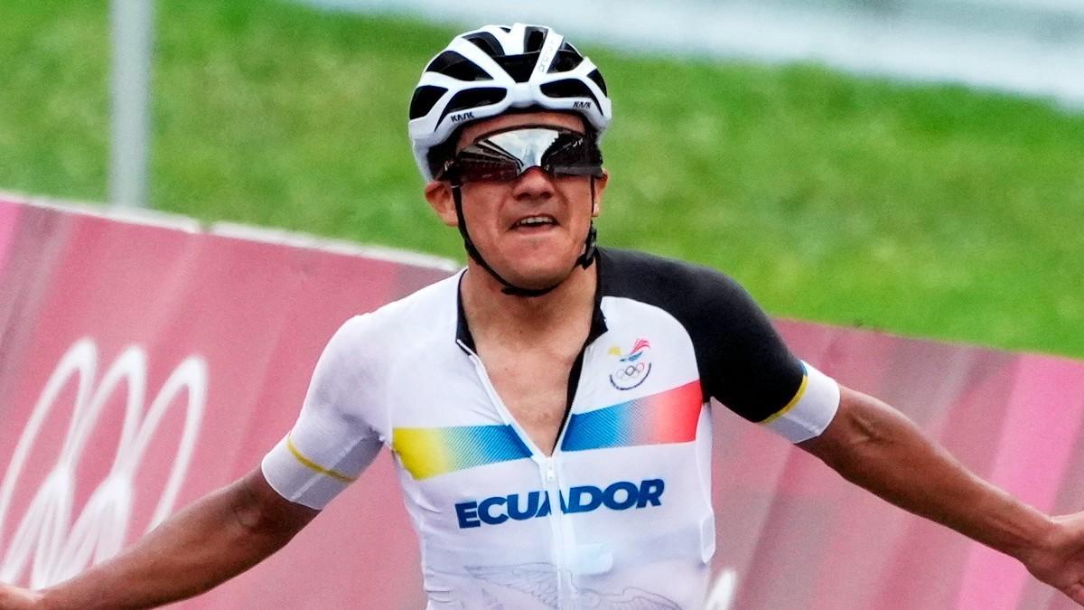 Carapaz, el oro olímpico que sale a por todas en la Vuelta