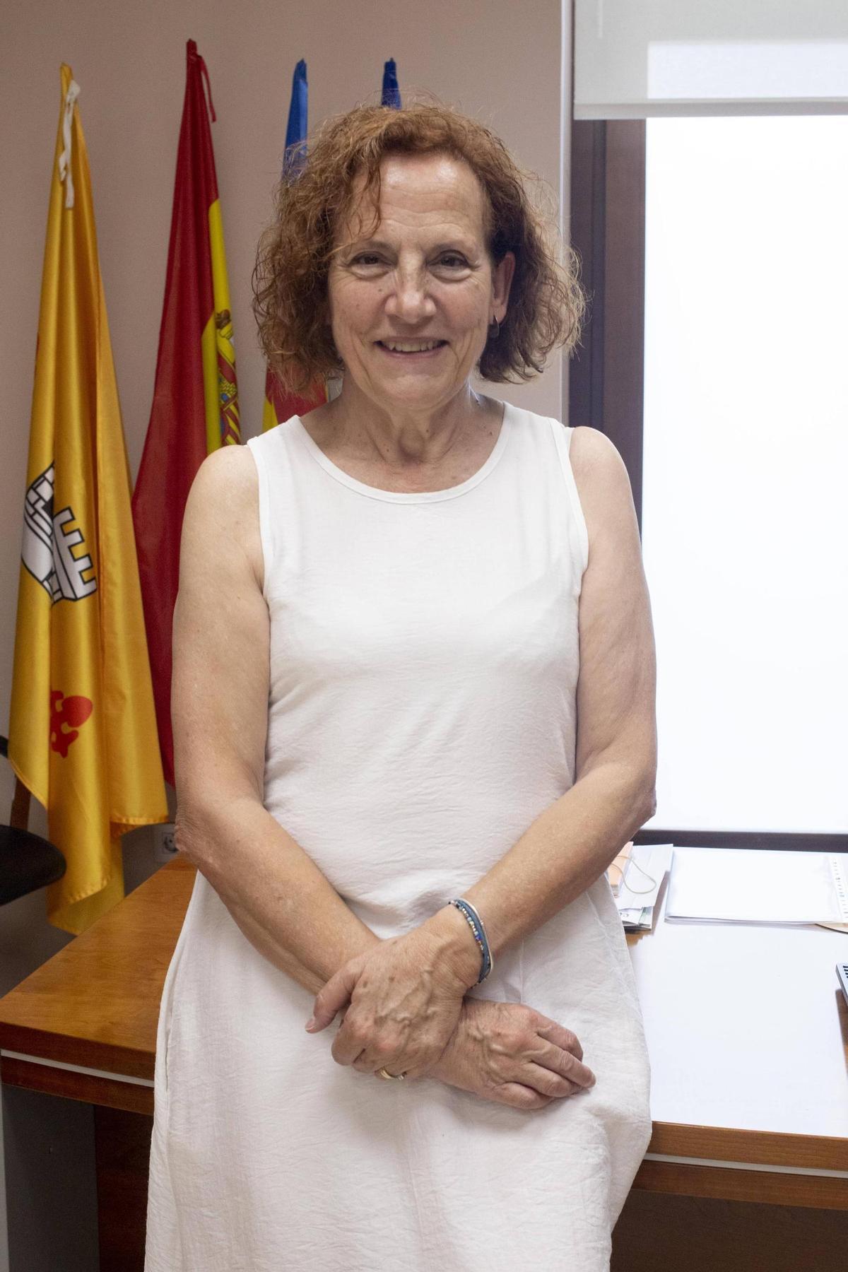 Matilde Marín, alcaldesa de Enguera, en su despacho del ayuntamiento.