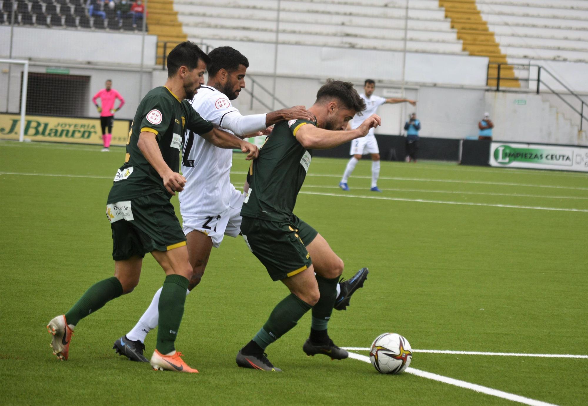 Las imágenes del AD Ceut-Córdoba CF