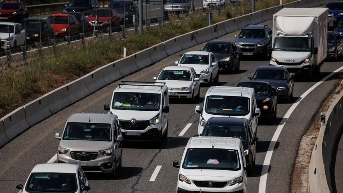 Coches en un atasco.