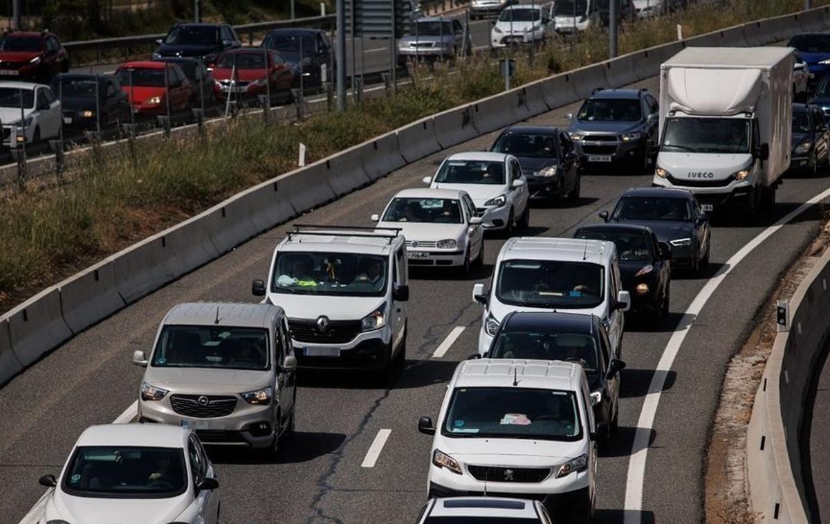 Coches en un atasco.